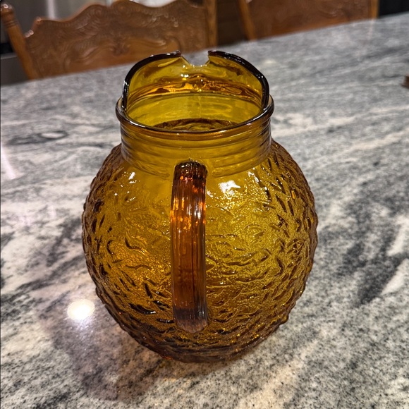 vintage Anchor Hocking Lido Milano Honey Gold Crinkle Glass Ball Pitcher - Picture 2 of 8